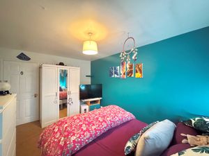 Photo 21- click for photo gallery